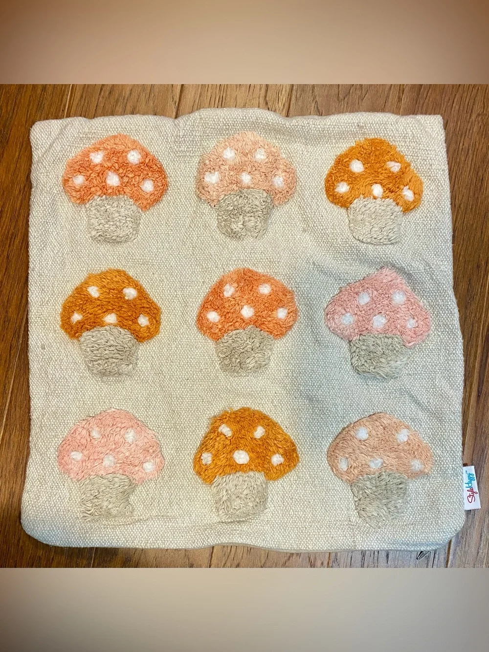 Style Happy Tufted Mushroom Pillow Cover 18x18